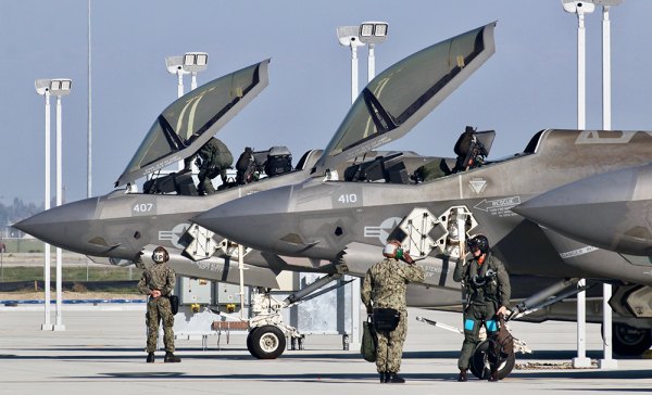 F-35 pilots salute the NAS Lemoore ground crew upon landing Saturday in Lemoore.